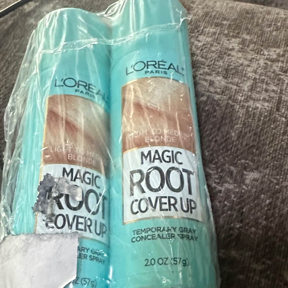 L'Oreal Magic Root Cover Up - Light to Medium Blonde